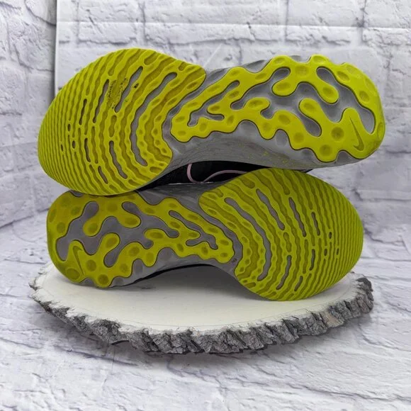 Nike React Infinity Run Flyknit 2 Shoes Womens 10.5 Violet Dust Running Sneakers - Picture 15 of 15